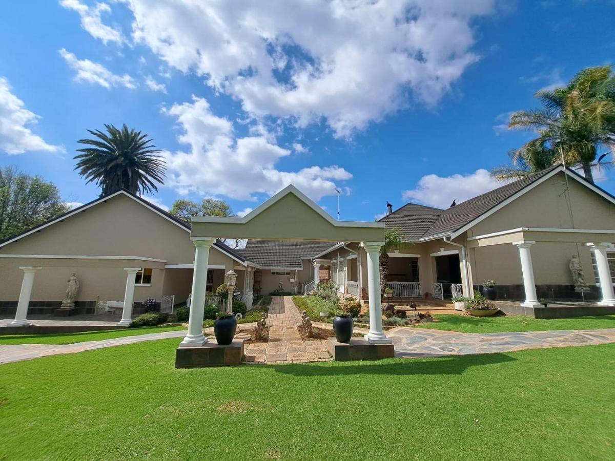 Longtom Farm Guesthouse Lydenburg Exterior foto